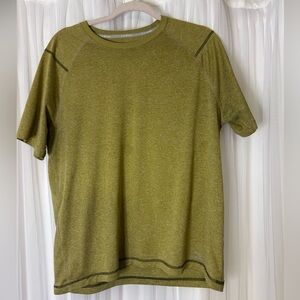 L.L. Bean Men's Moss Green Short Sleeve Tee